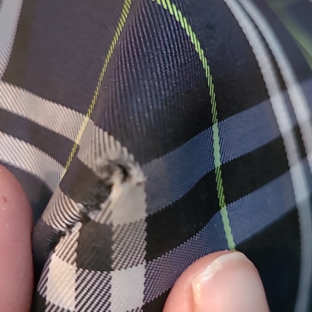 BURBERRY NOVA Nylon Tote. Blue Label, Burberry. Pre-loved. - Picture 9 of 16